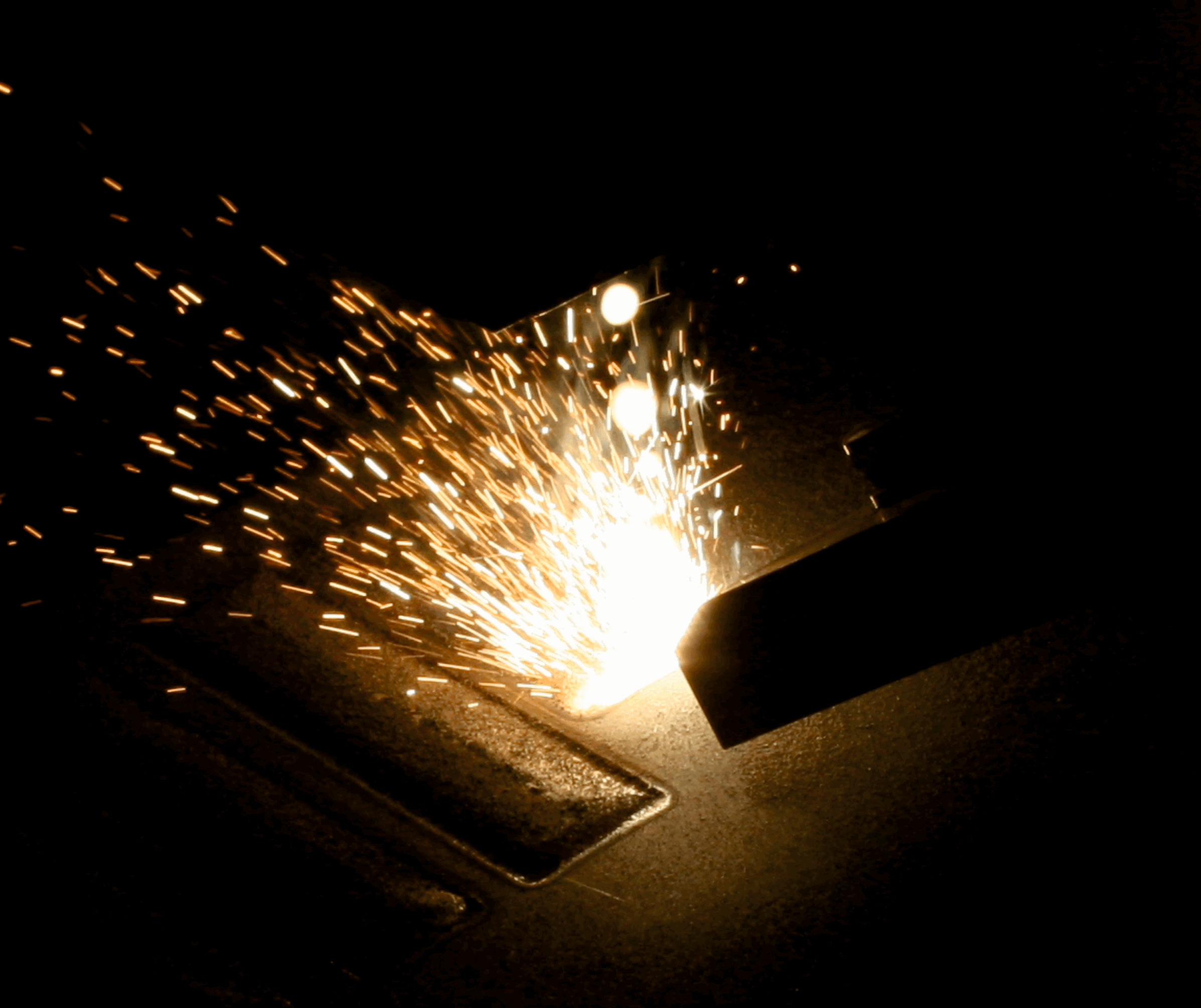 Laserauftragschweißen mit Flachdüse